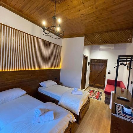 Grey Stone Hotel Gjirokaster Luaran gambar