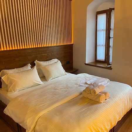Grey Stone Hotel Gjirokaster Luaran gambar