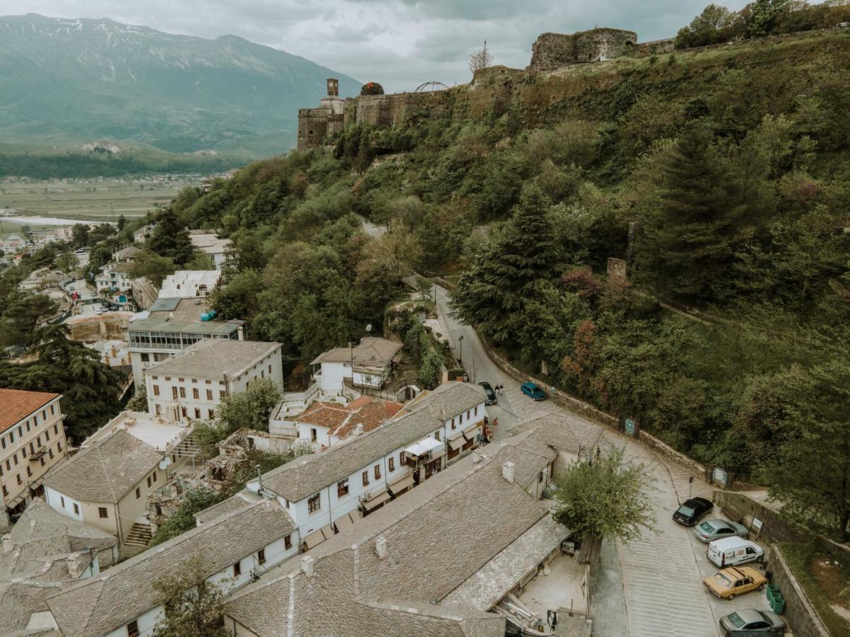 Grey Stone Hotel Gjirokaster Luaran gambar