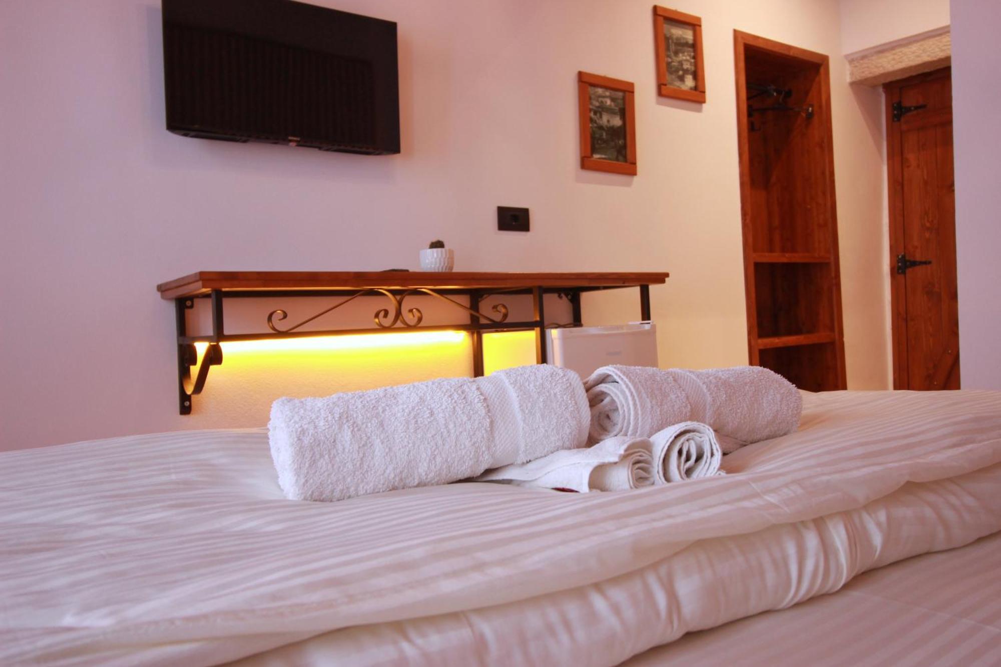 Grey Stone Hotel Gjirokaster Luaran gambar