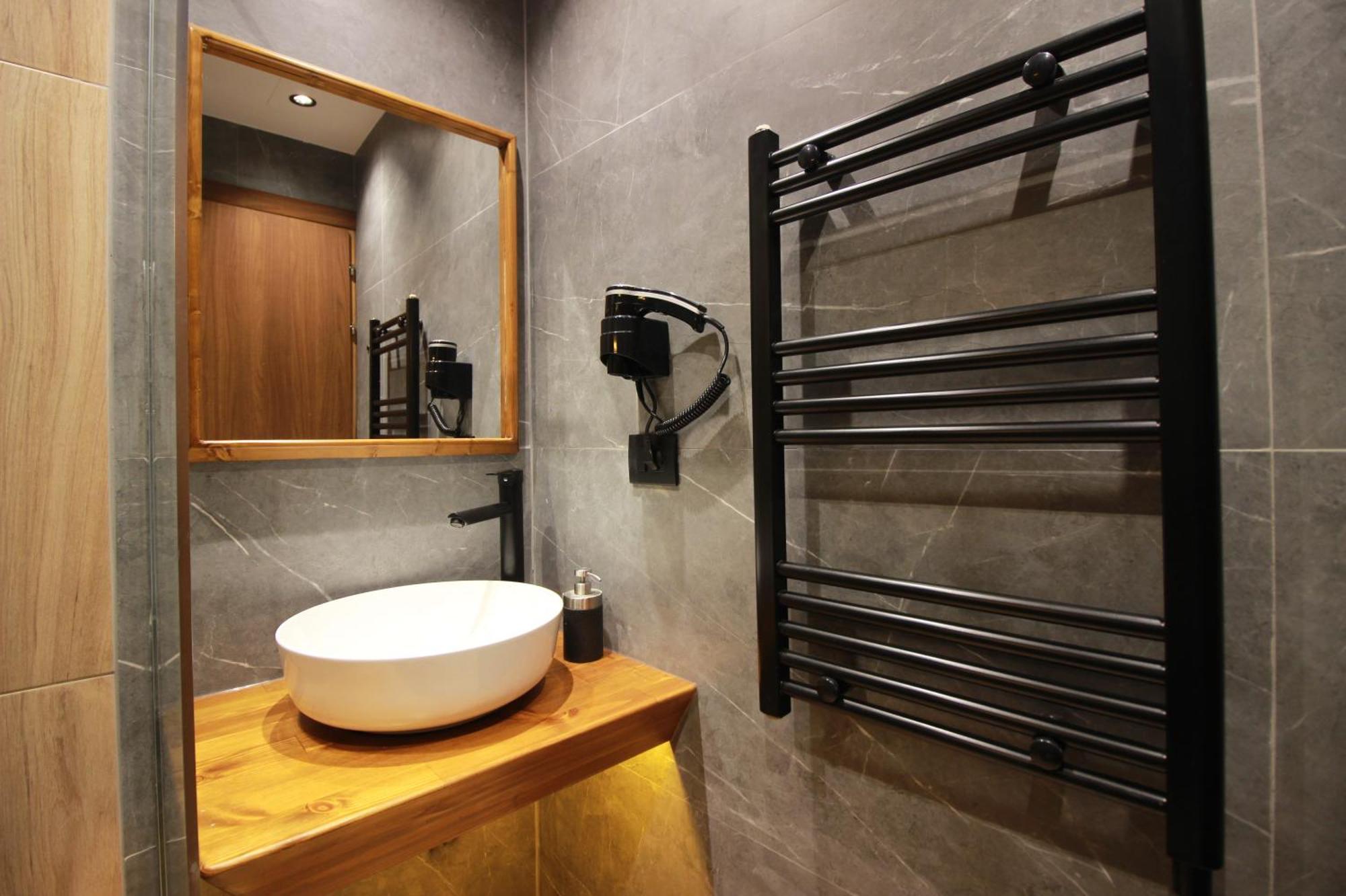 Grey Stone Hotel Gjirokaster Luaran gambar