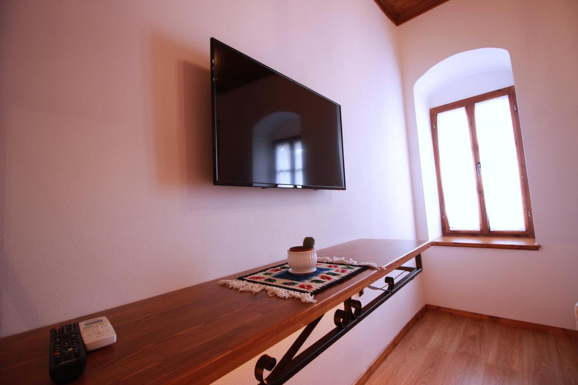 Grey Stone Hotel Gjirokaster Luaran gambar