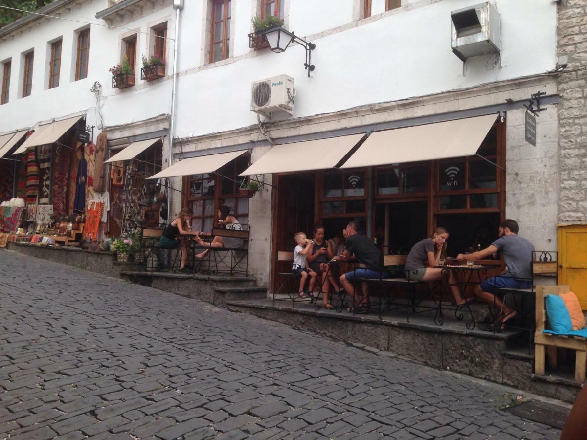 Grey Stone Hotel Gjirokaster Luaran gambar